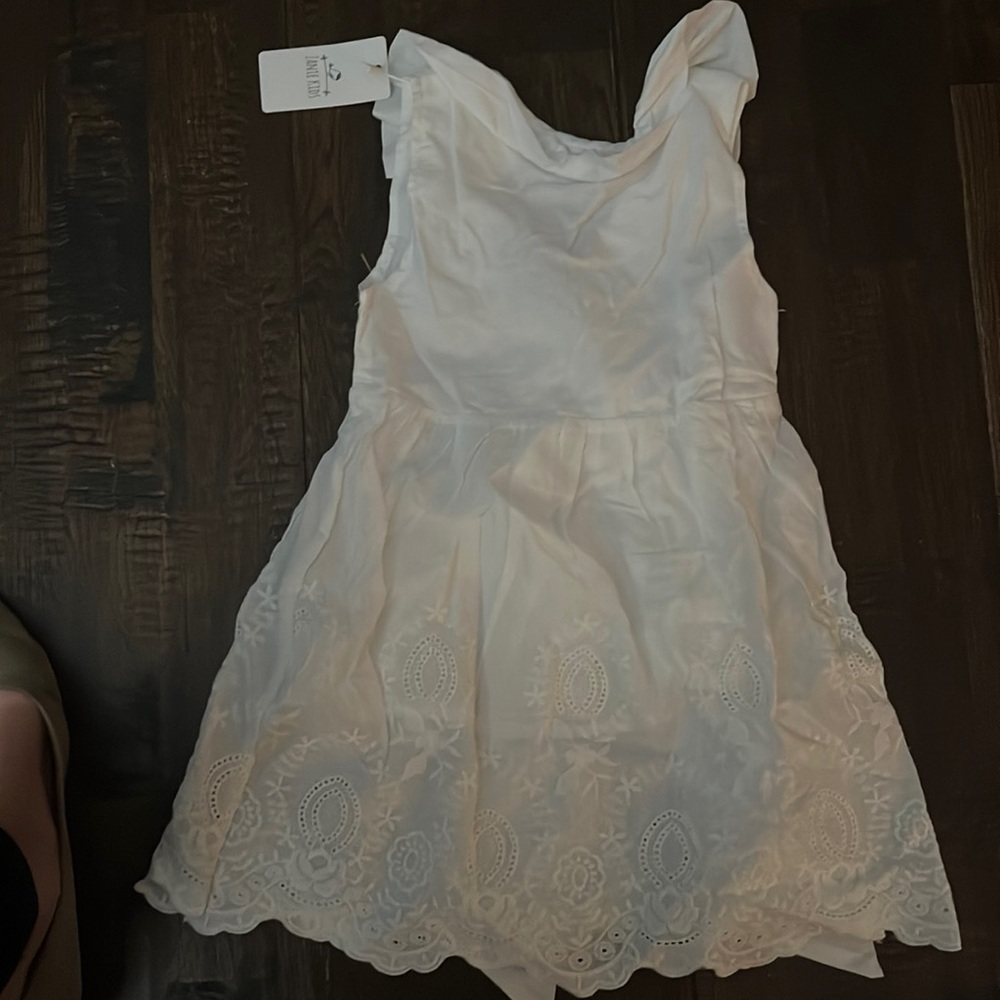 Zanie Kids white dress. Brand new 3T